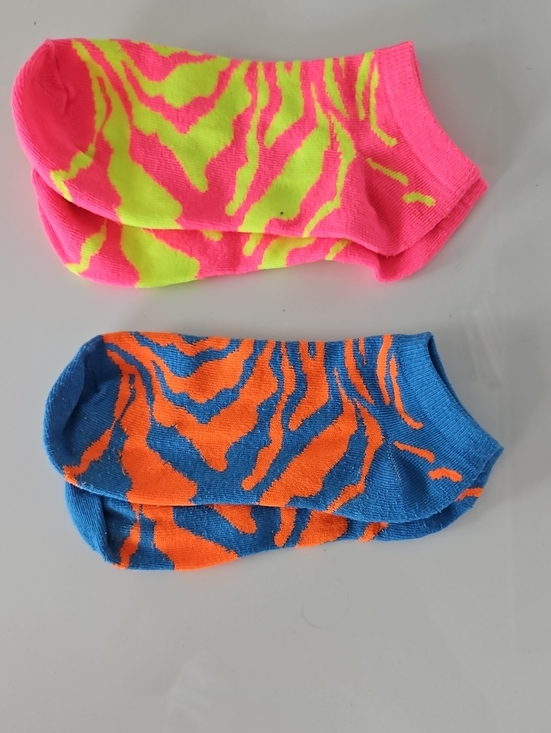 unlabeled Accessories - Women's Neon Zebra No-Show Socks - Pink/Yellow & Blue/Orange
